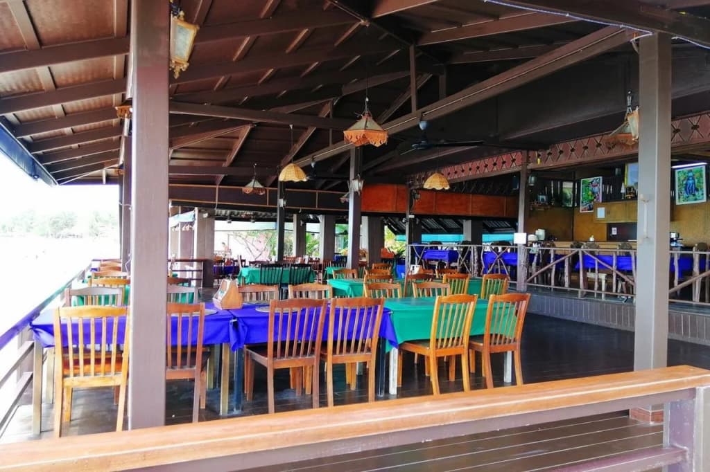 Sand Sea Beach Resort - photo 23
