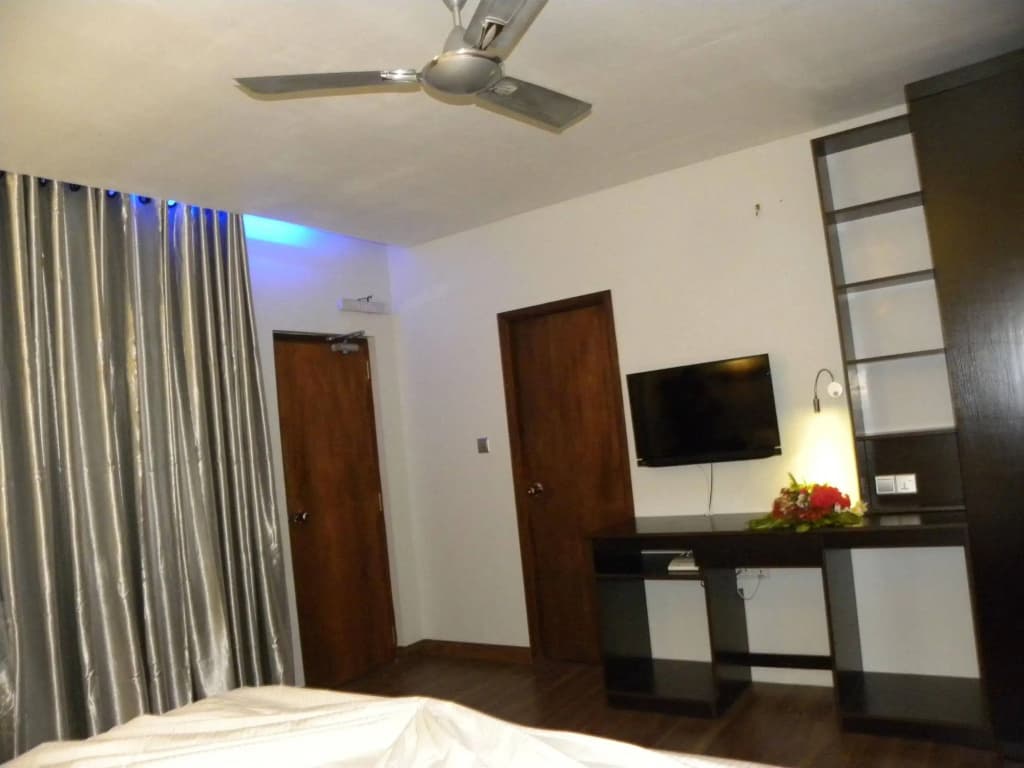Madi Finolhu Guesthouse - photo 5