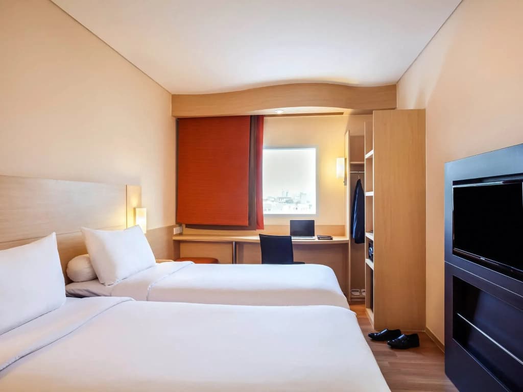 Ibis Jakarta Harmoni - photo 4