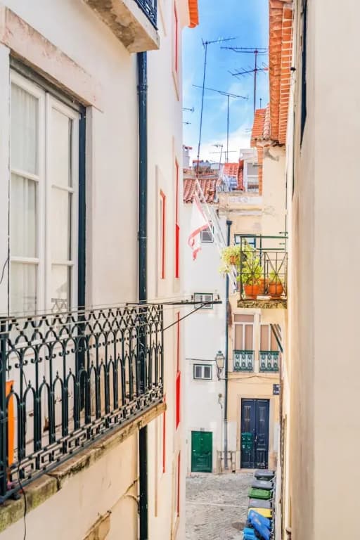 Romantic Alfama Getaway - photo 10