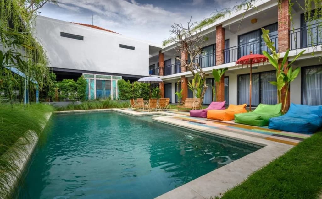 Base Guesthouse and Hostel - photo 6