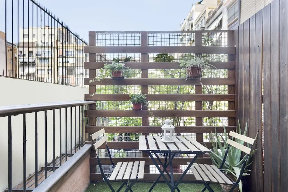 Urquinaona Apartment - photo 8