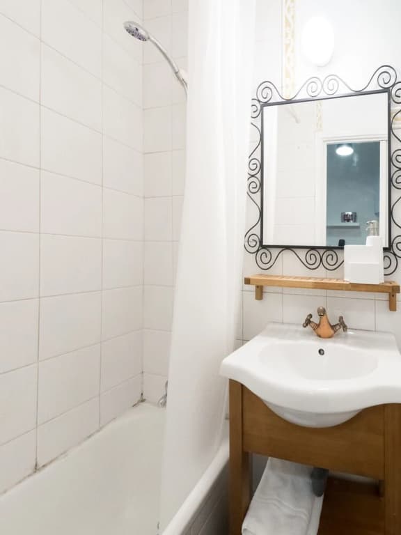 Room to Rent Augusto Figueroa - photo 7