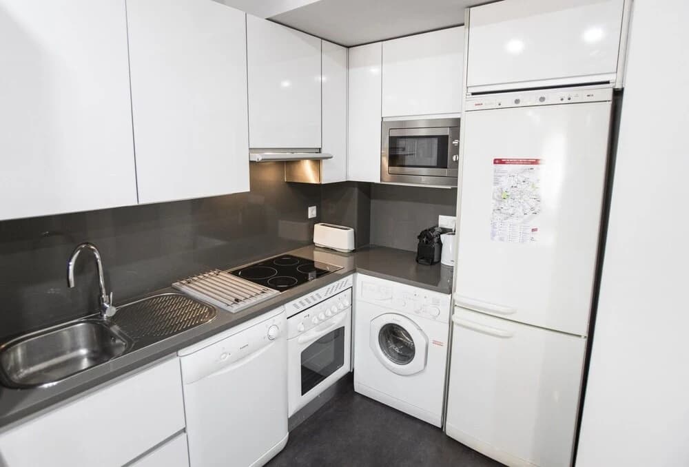 Plaza Mayor Apartment - photo 16