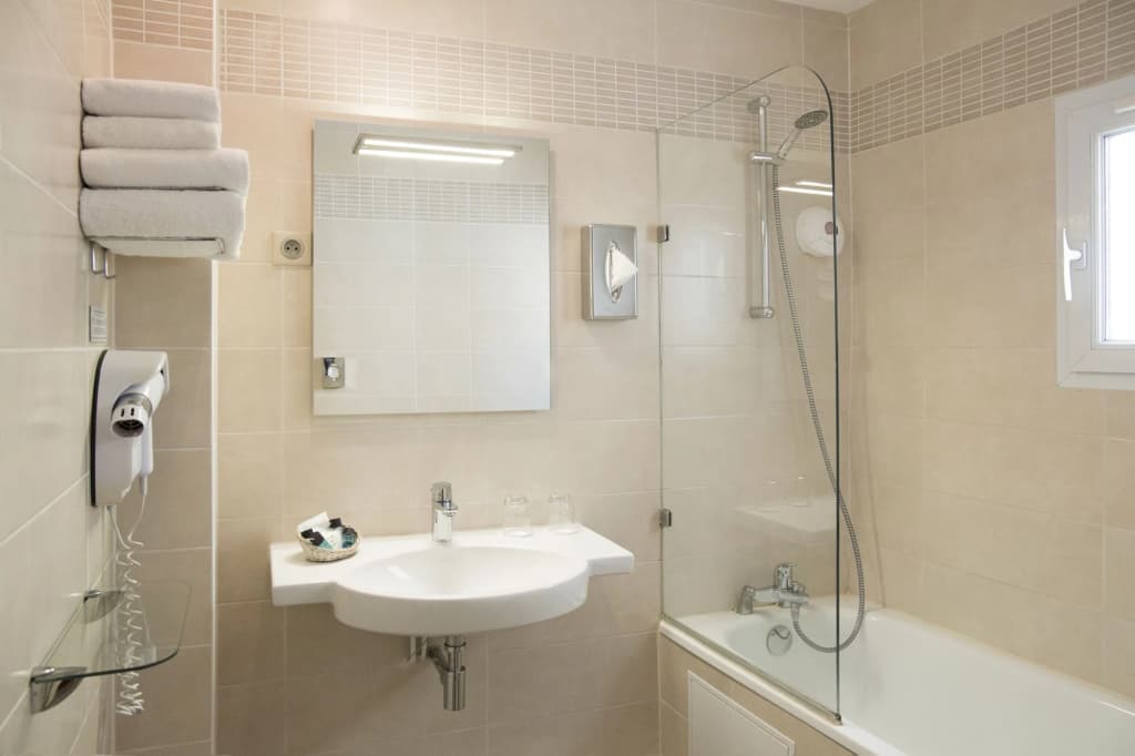 Hotel de La Motte Picquet - photo 30
