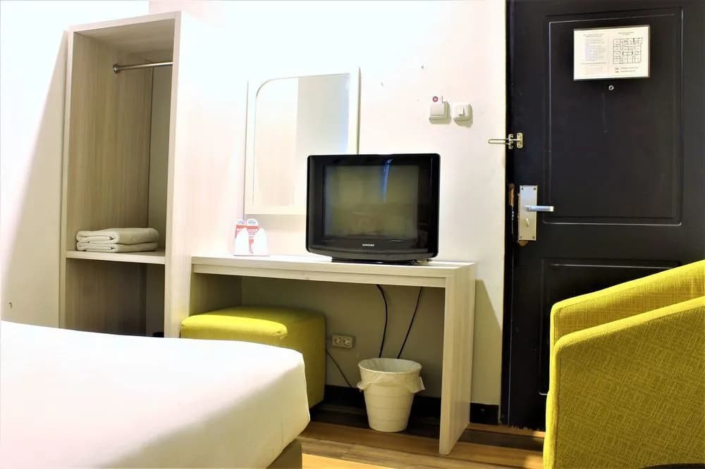 ZEN Rooms Basic Mangga Besar 5 - photo 14