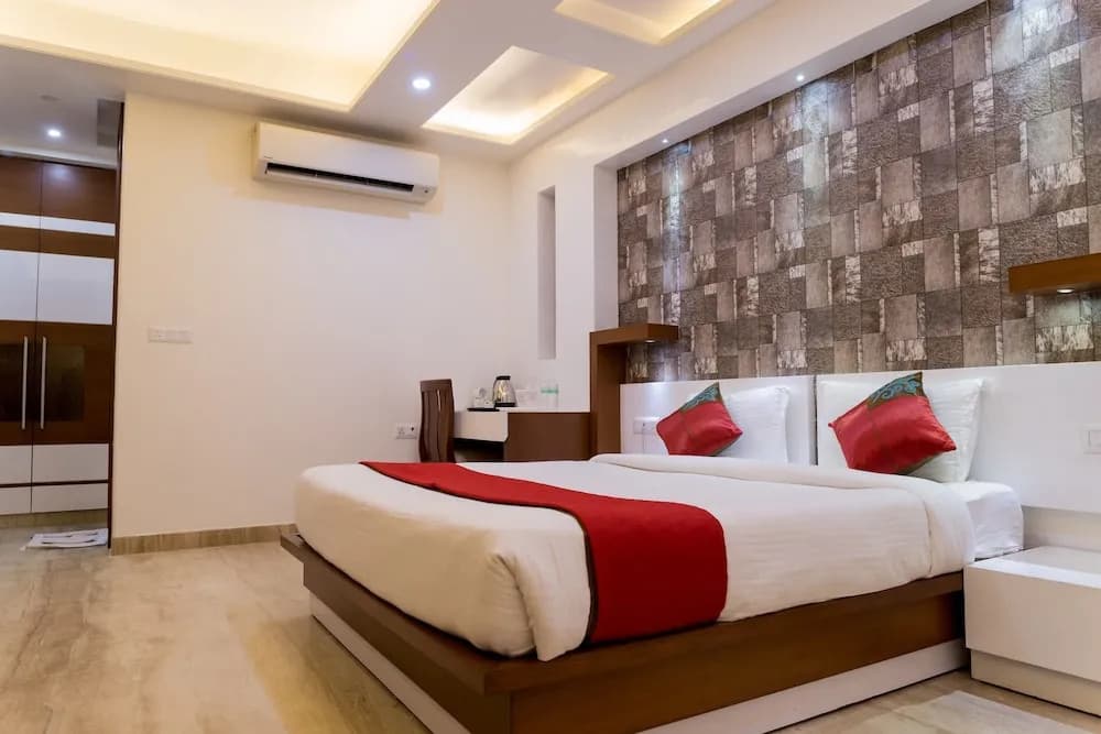 Hotel SM Palace - photo 6