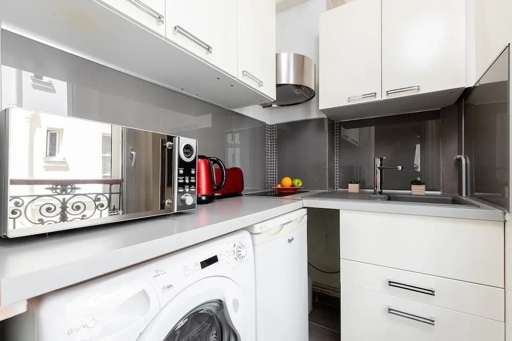 Vavin - Montparnasse Apartment - photo 11