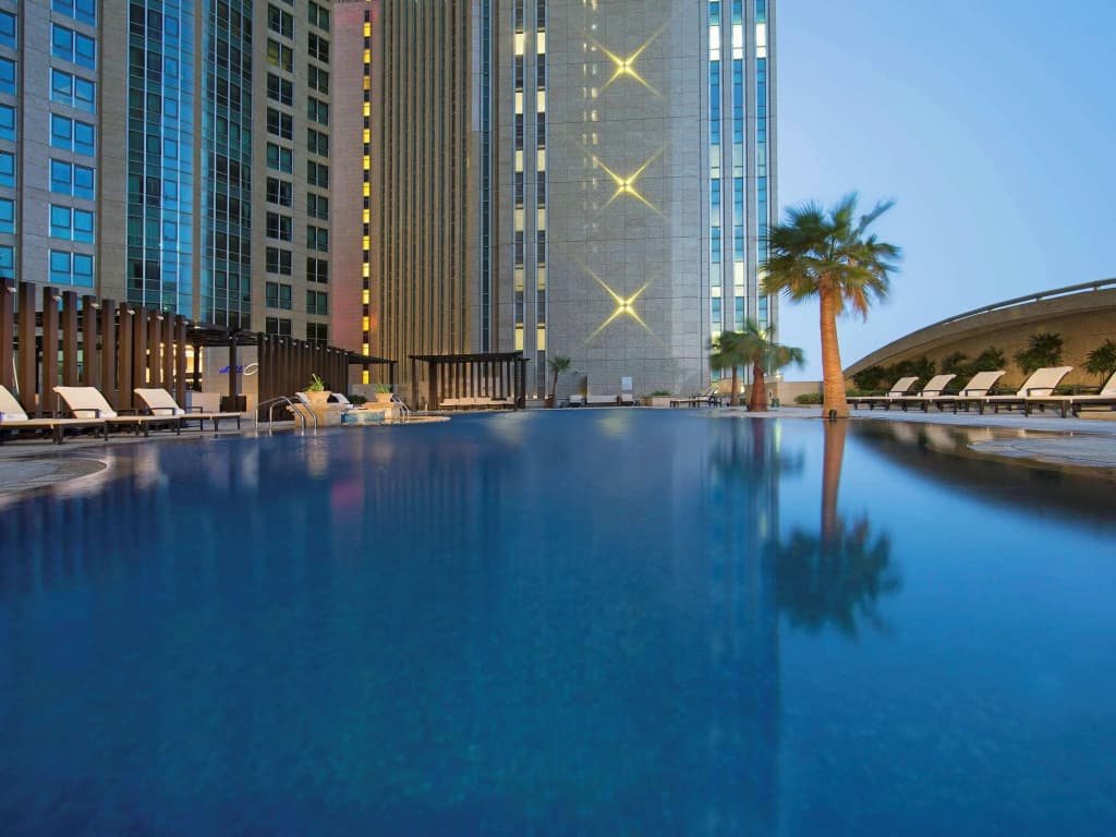 Sofitel Abu Dhabi Corniche Hotel - photo 21