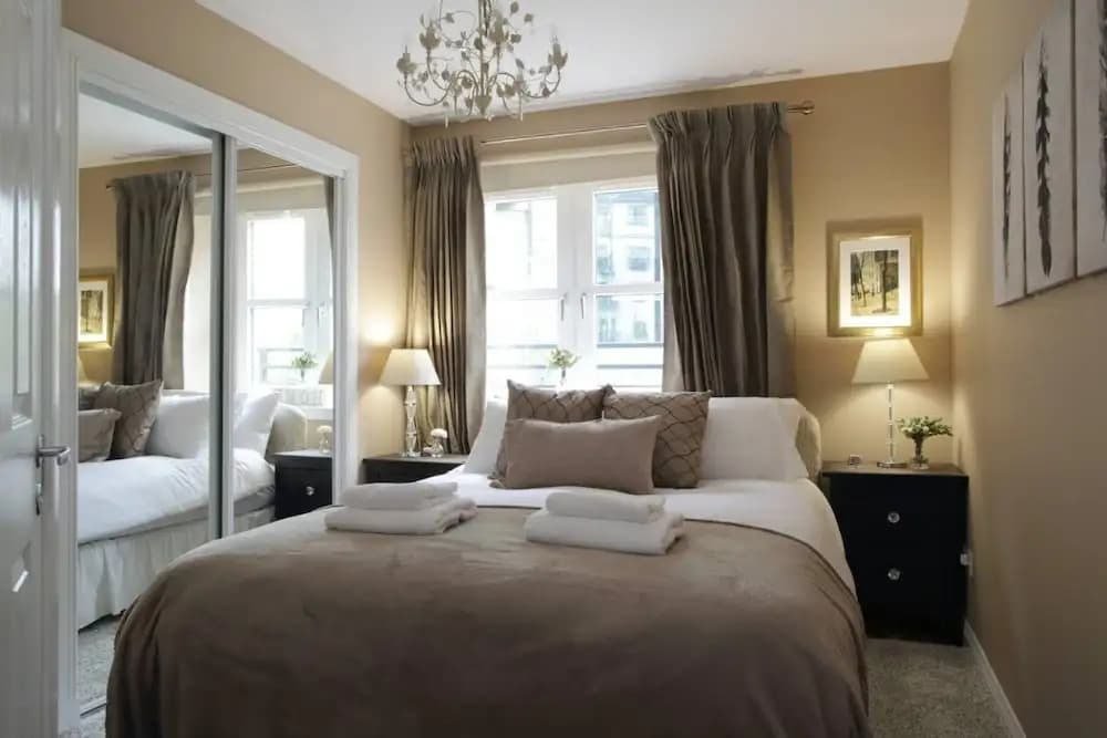 2 Bedroom Flat With Garage Parking - main photo