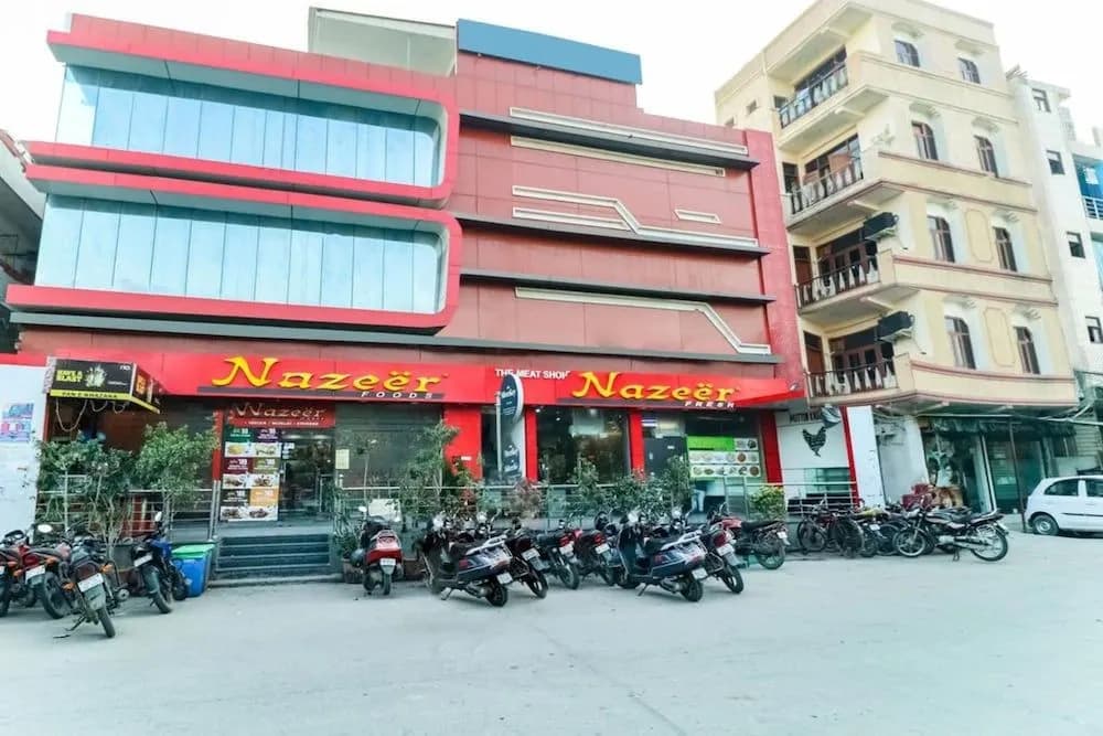 Hotel Nazeer by Adb Rooms - main photo