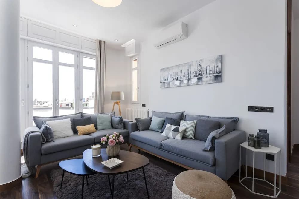 DOBO HOMES GRAN VIA lV APARTMENT - photo 5