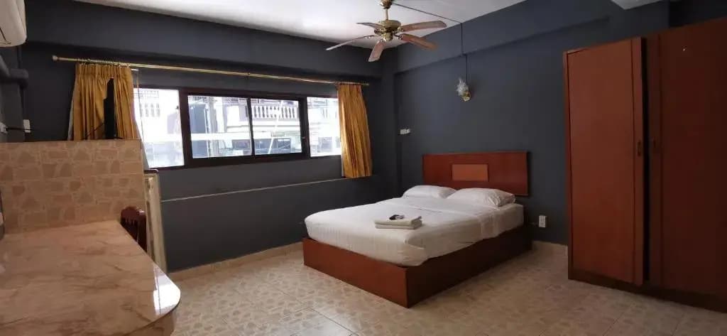 Jellyfish Hostel - photo 2