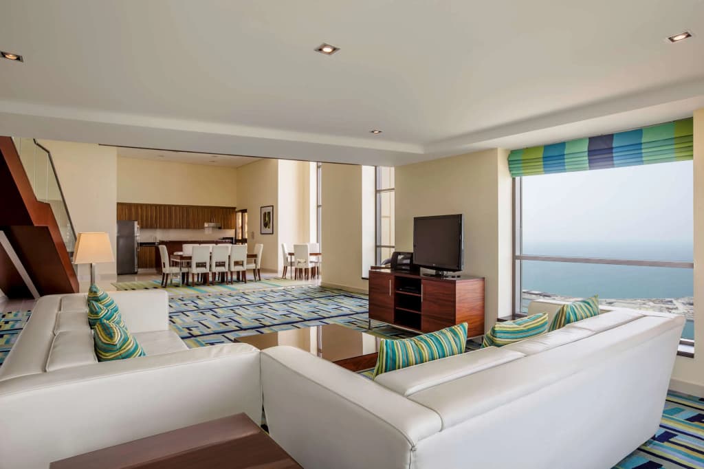 Hilton Dubai The Walk - photo 14