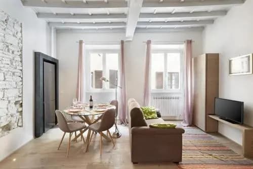 Duomo Halldis Apartments - photo 2