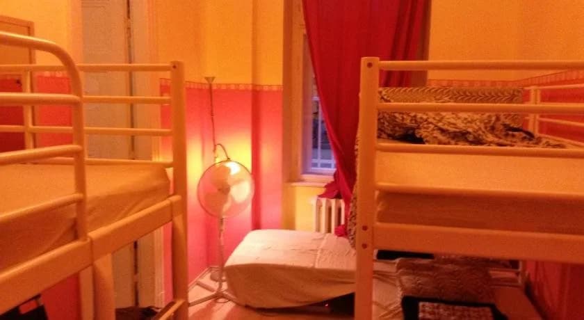 Oleander Hostel - photo 5