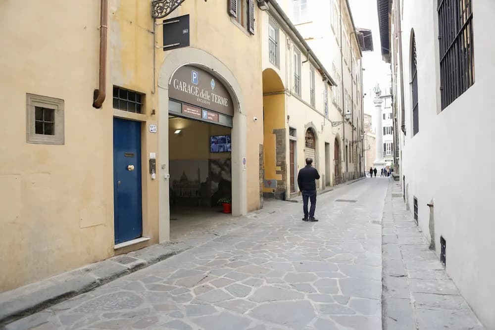 Santa Trinita Suite B - main photo
