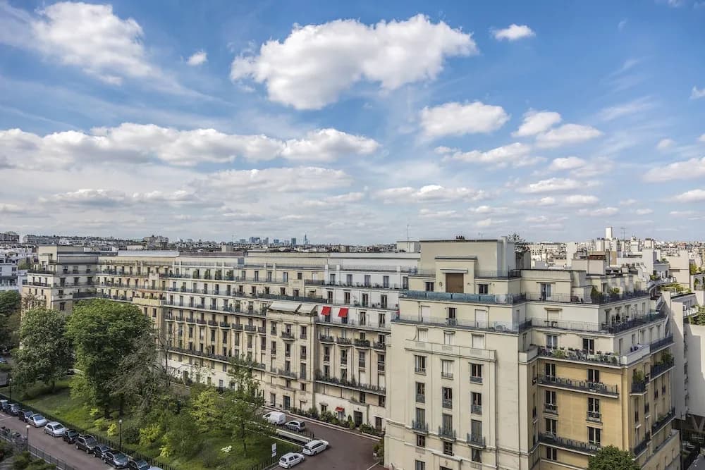 EUROPEA Eiffel Tower View Residence - main photo