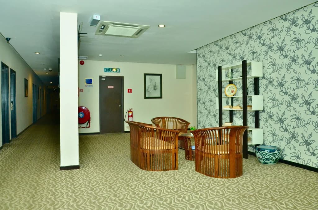 Swan Garden Hotel - photo 13