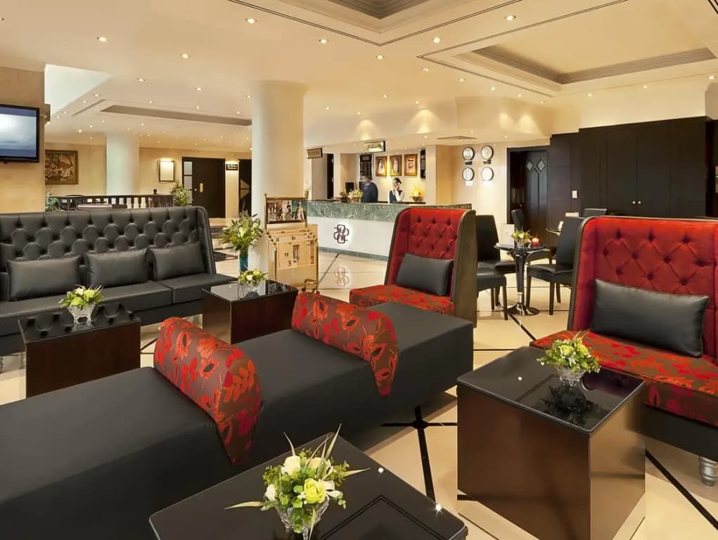 Sun & Sands Seaview Hotel - photo 2