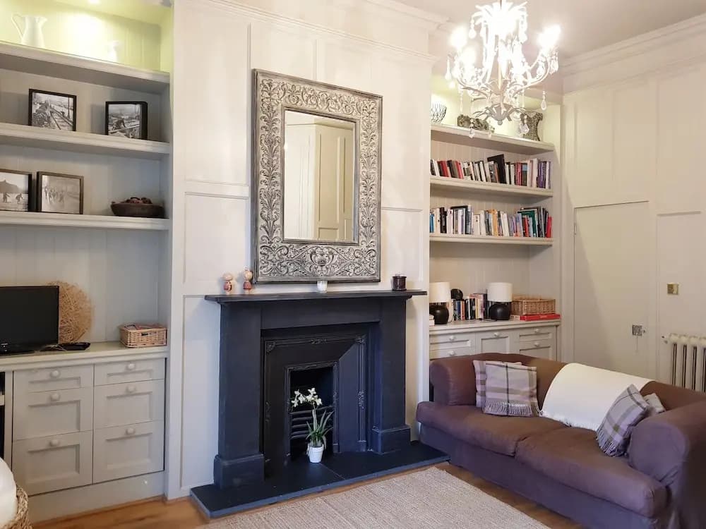 Elegant Central Street Studio - photo 3