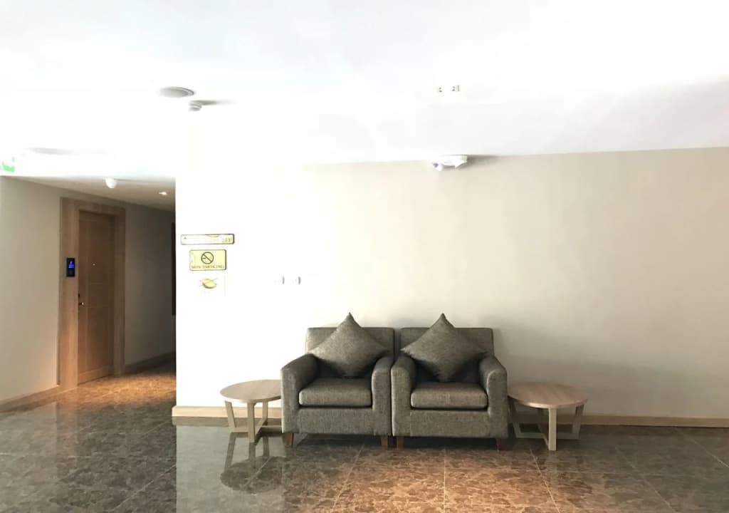 May Hotel - photo 7