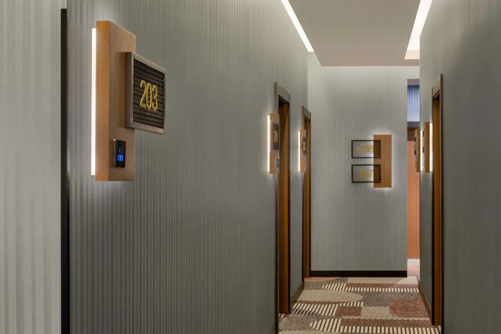 Ramada by Wyndham Budapest City Center - photo 12