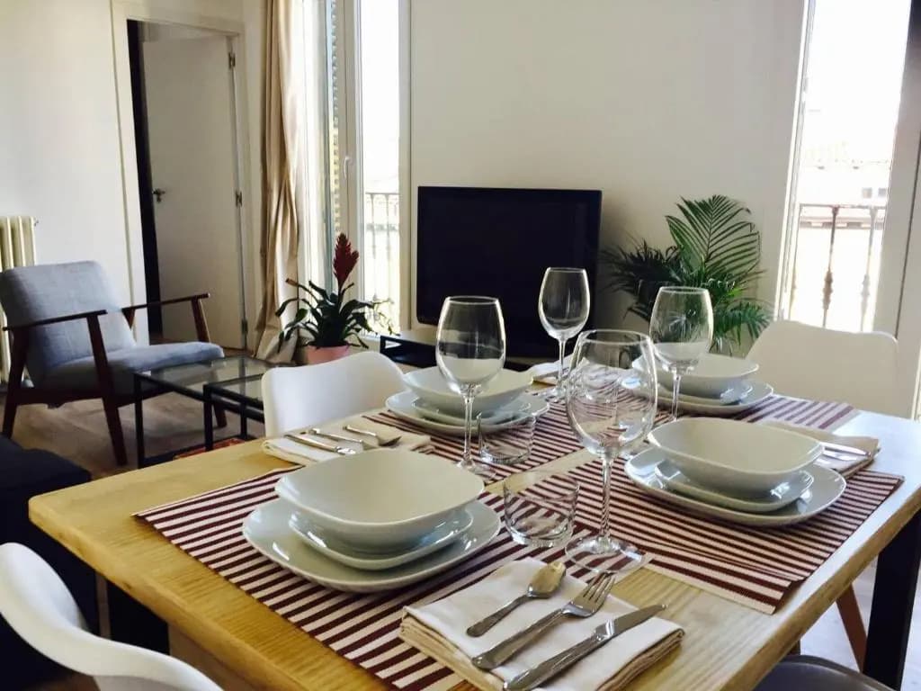 Charming and bright apartment - photo 2