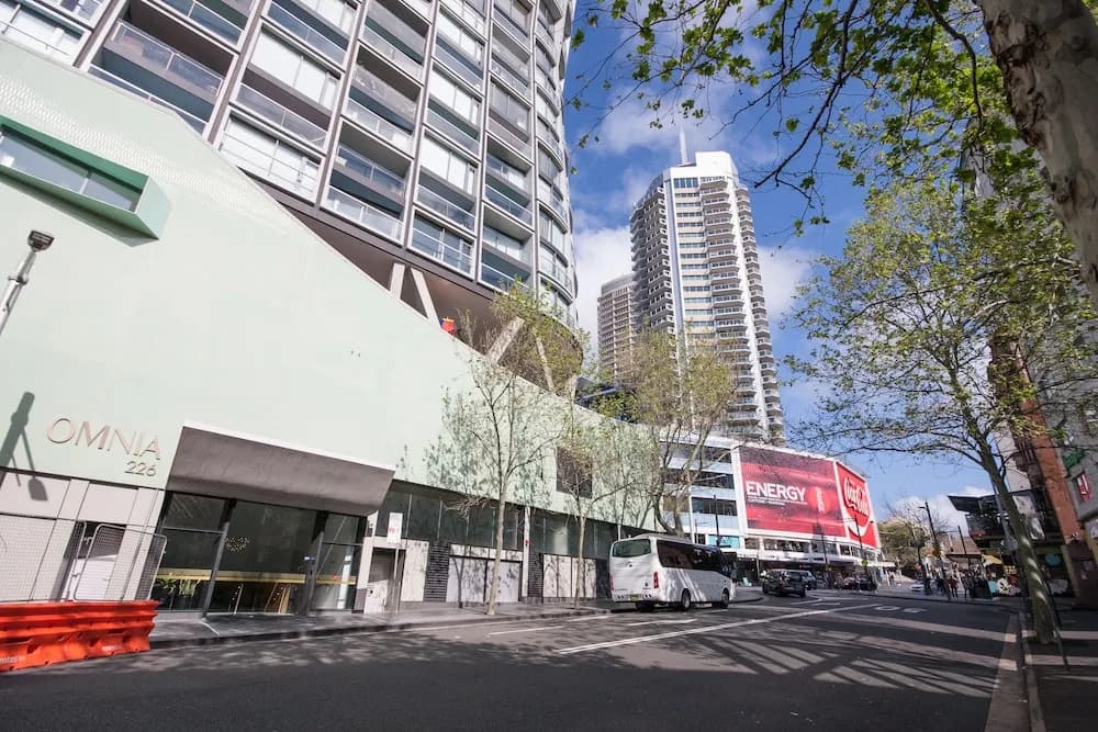 Modern 2 Bedroom Potts Point Apartment - main photo