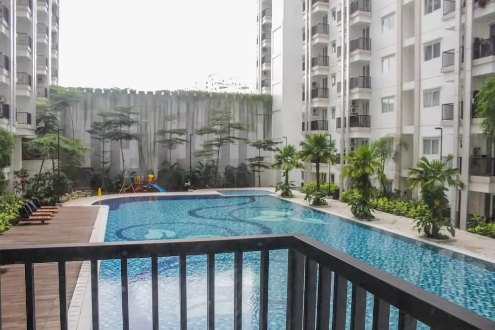 Comfy And Strategic Studio Signature Park Grande Apartment - photo 8