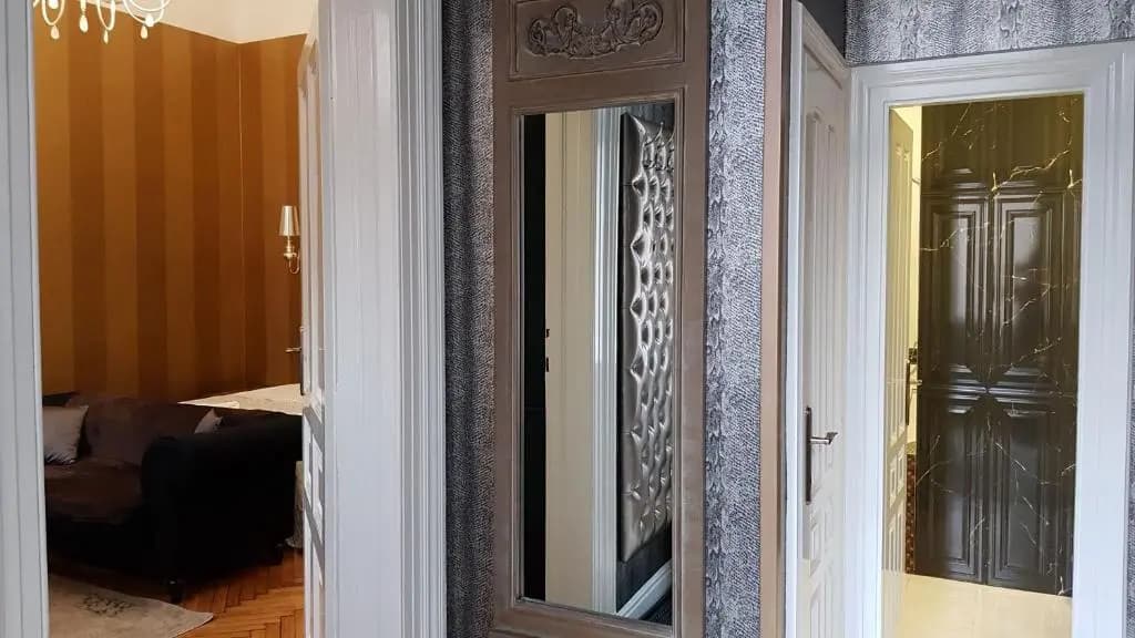 Boudoir Budapest Apartment - photo 9