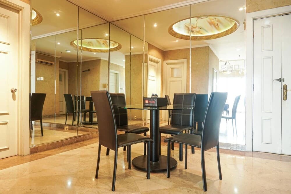 Spacious and Elegant 2BR @ Kedoya Elok Apartment - photo 17