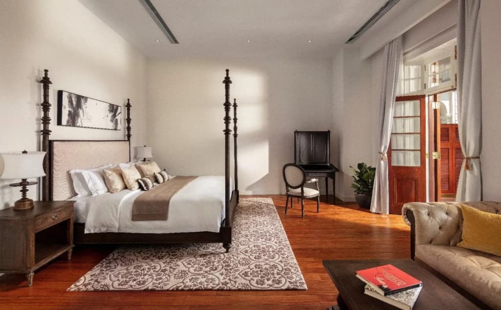 Hullett House - photo 7