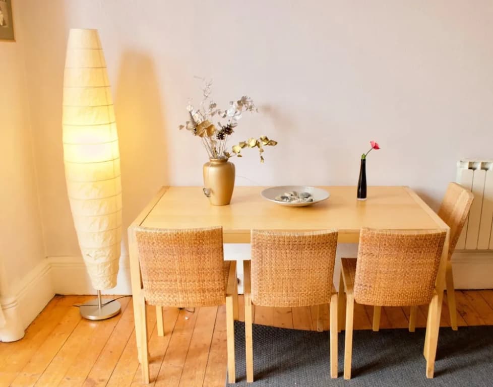 2 Bedroom Flat In Morningside - photo 9