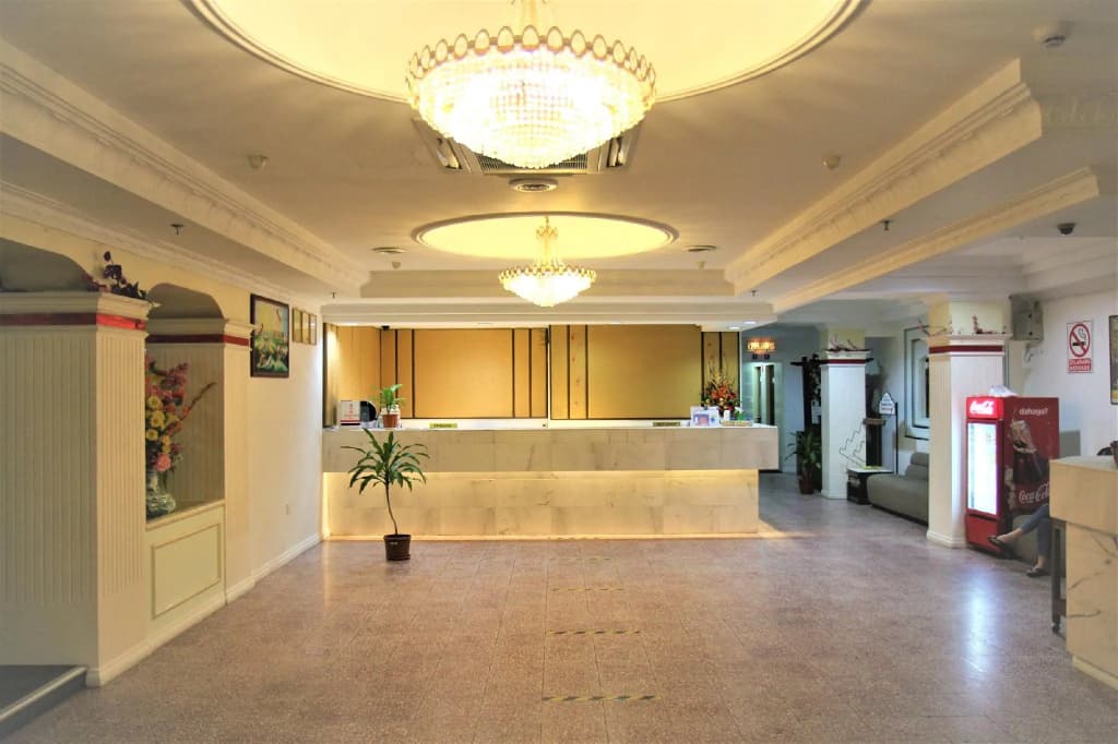 Miri Hotel - photo 2