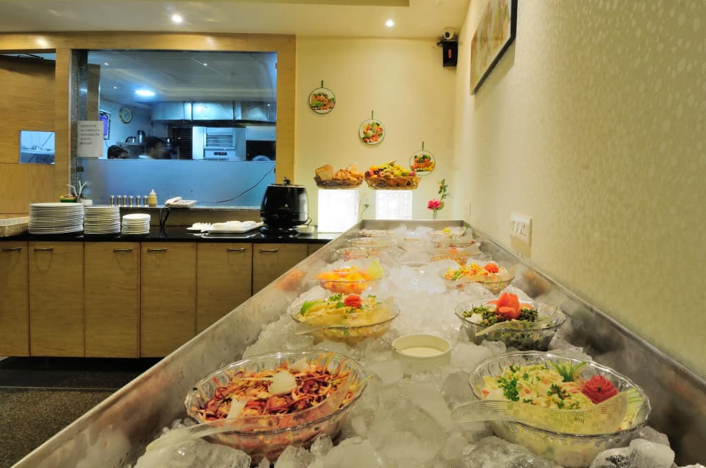 Hotel Aman Continental - photo 11