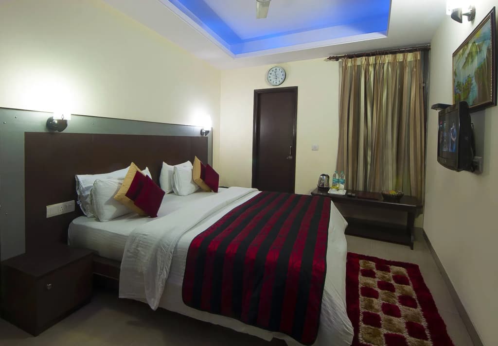 Hotel Vishal Residency, Mahipalpur Near IGI Delhi Airport - photo 6