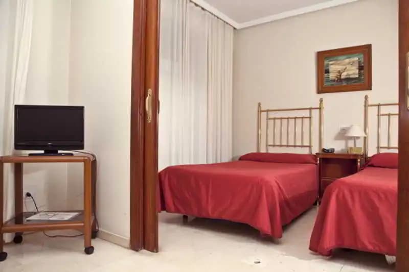 Apartamentos Olano C.b. - photo 4