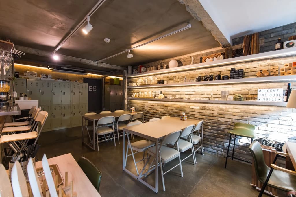 The Cube Hotel - Hostel - photo 21