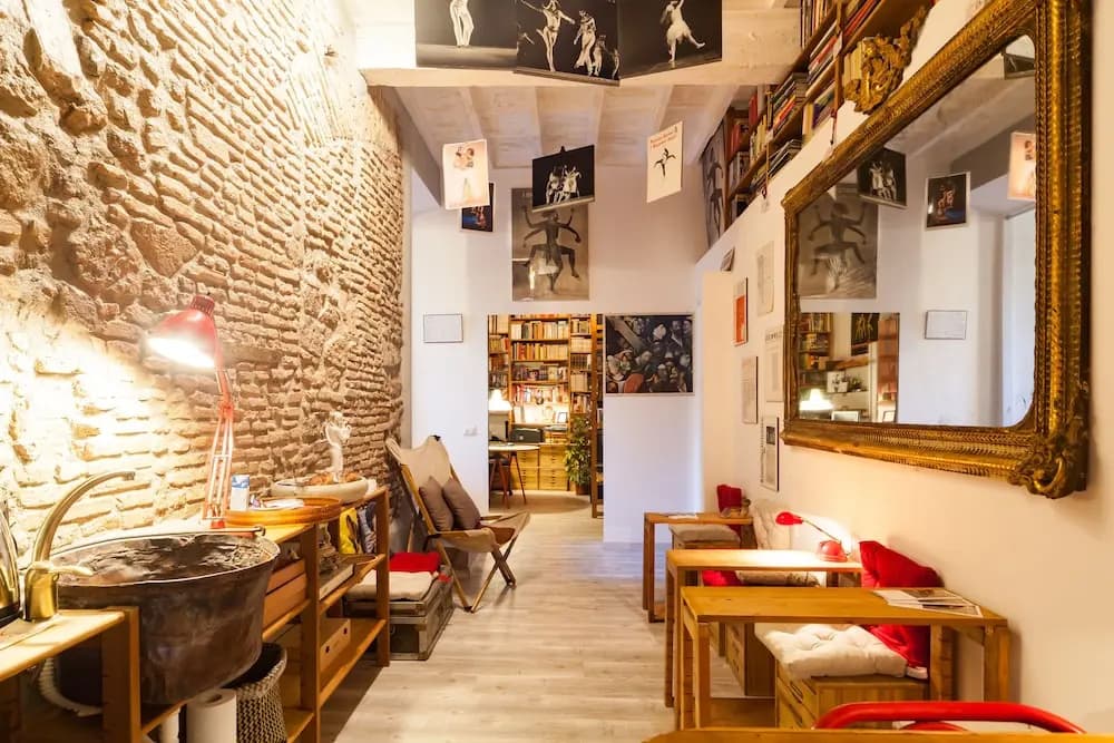 Babuccio Art Inn - photo 17
