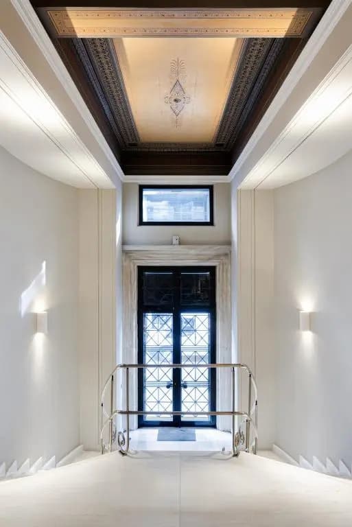 33SolonosSuites - photo 2