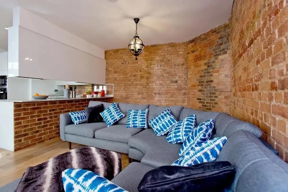 Wells Mews - photo 2