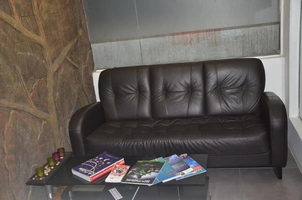 Oscar Guesthouse - photo 11
