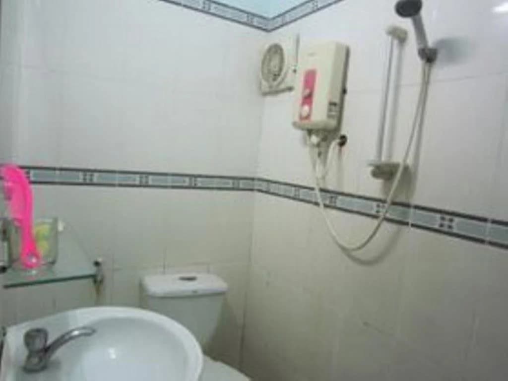 Dao Hung Hotel Saigon - photo 8