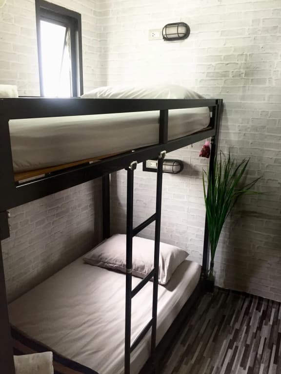 Bed Bangkok Hostel - photo 15