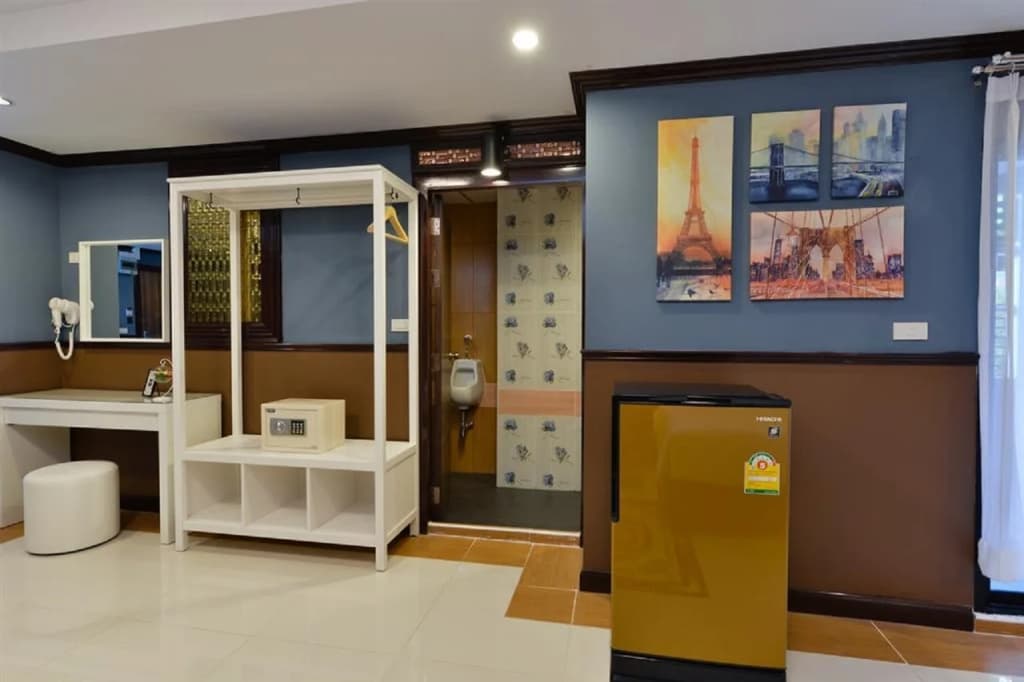Media Hotel & Residence - photo 2