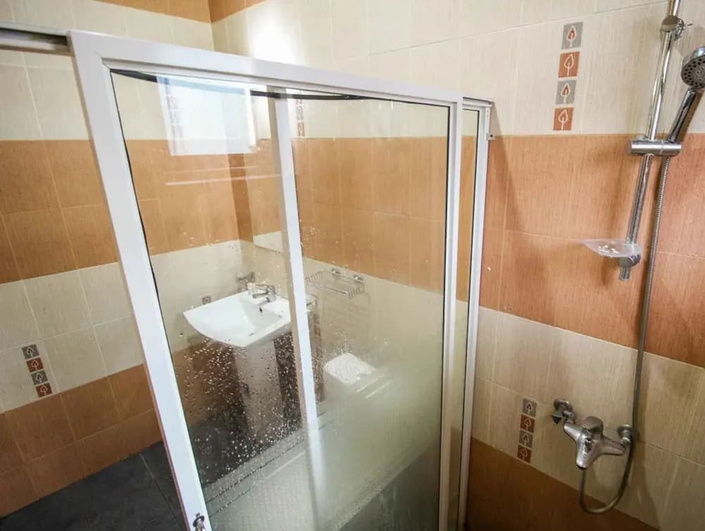 Yoho Solid Hotel Borella - photo 7