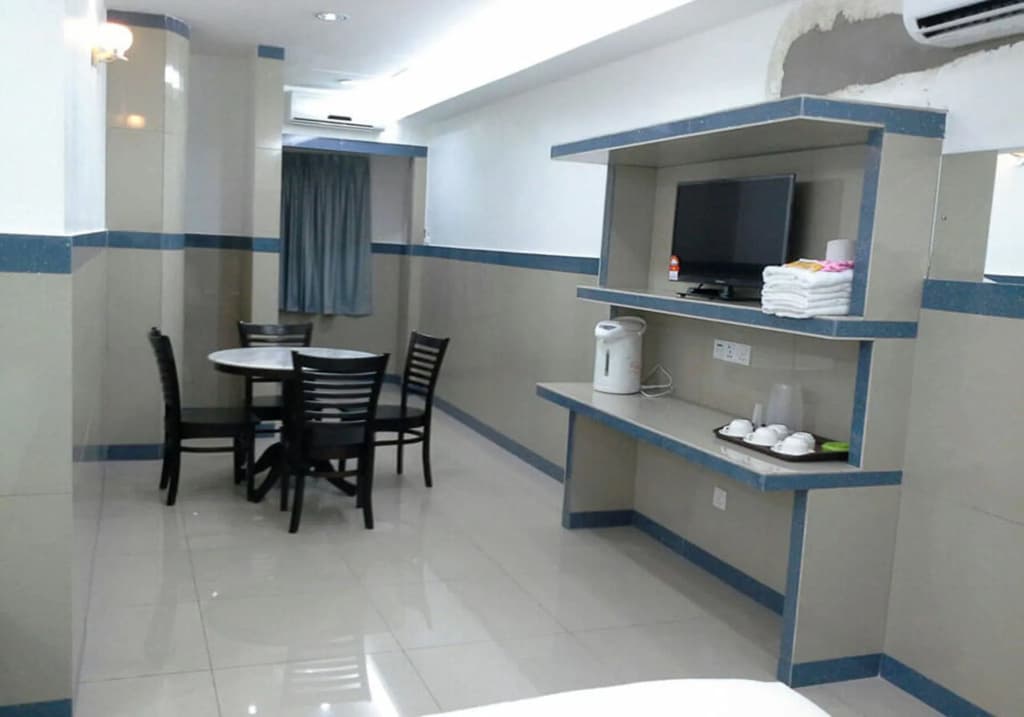 Burmahtel - Hotel - photo 20