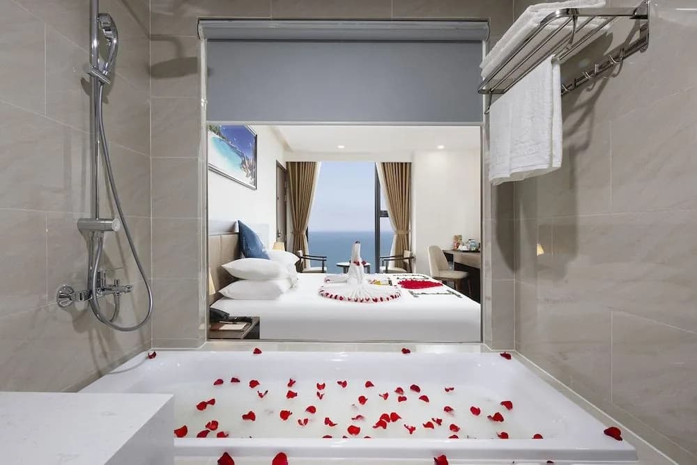 Miracle Luxury Hotel - photo 20