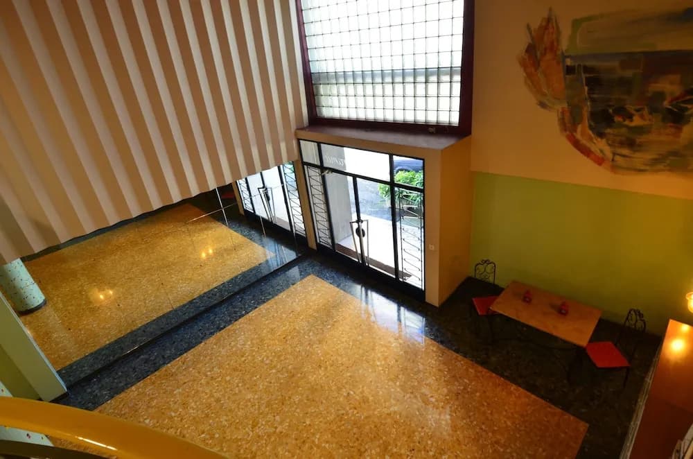 Period apartment 5 persons with Sea View and Parking in Port of Nice - photo 10